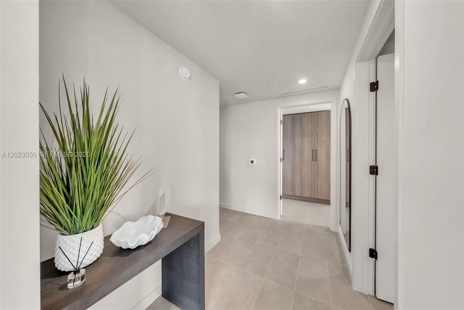 121 NE 5th St # 3401, Miami, FL 33132 photo 2