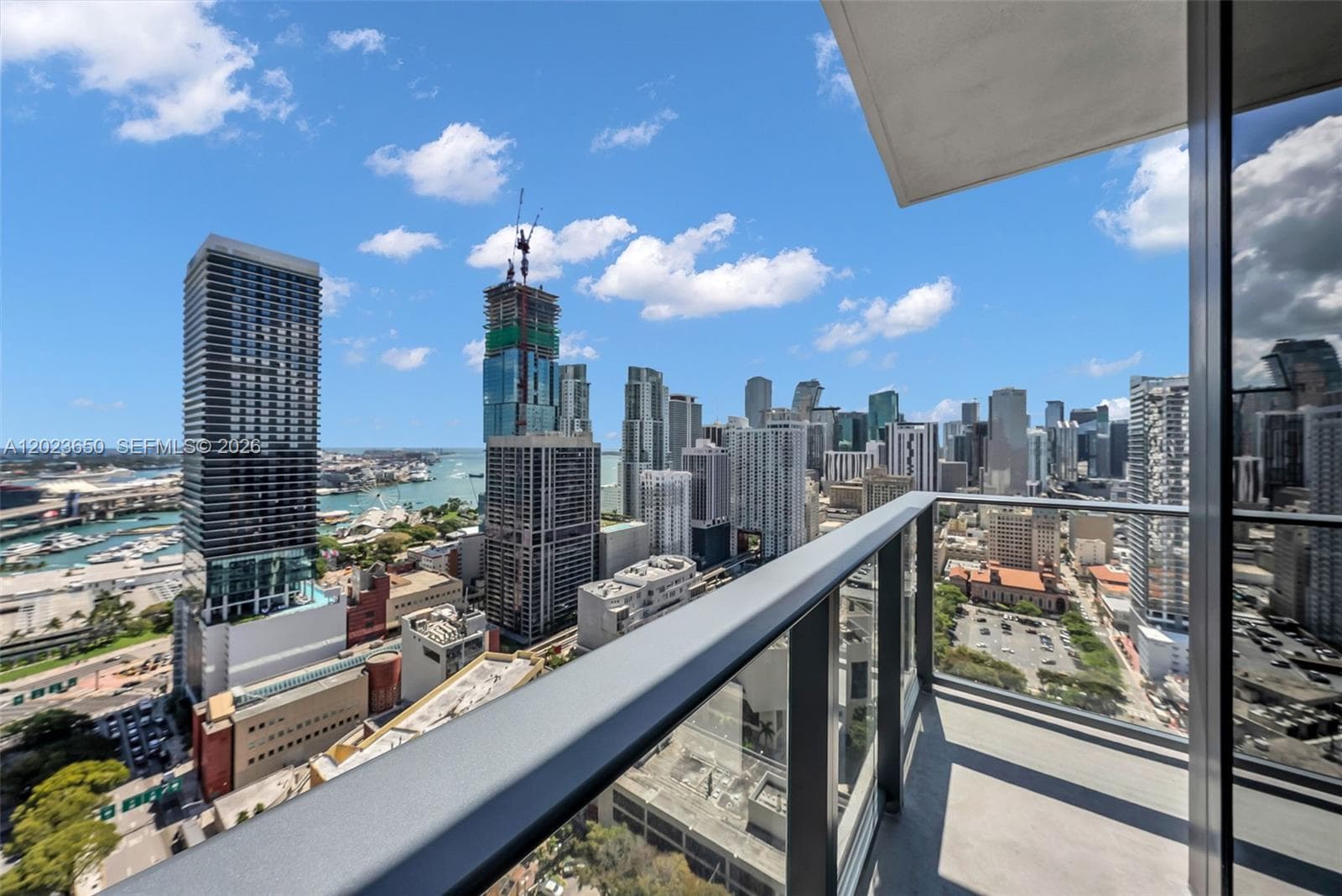 121 NE 5th St # 3401, Miami, FL 33132 photo 4