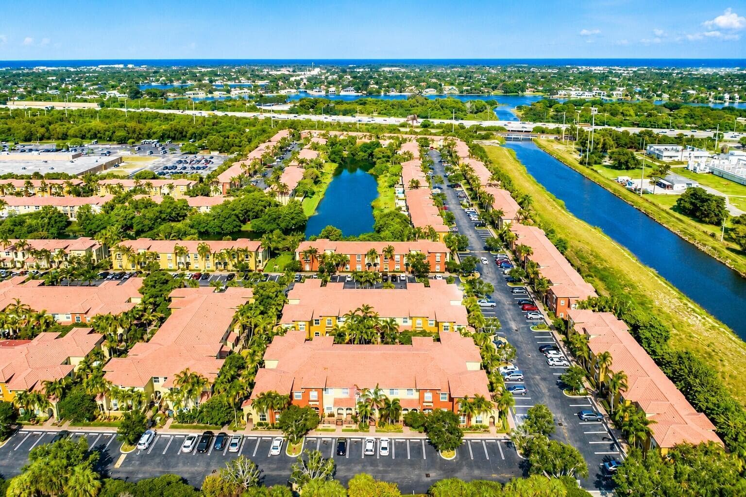 340 Lake Monterey Circle, Boynton Beach, FL 33426 photo 4