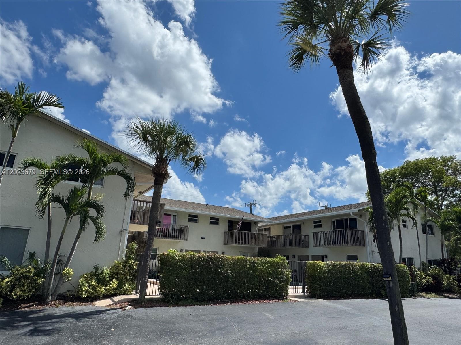 1910 NE 5th St # 107, Deerfield Beach, FL 33441 photo 5