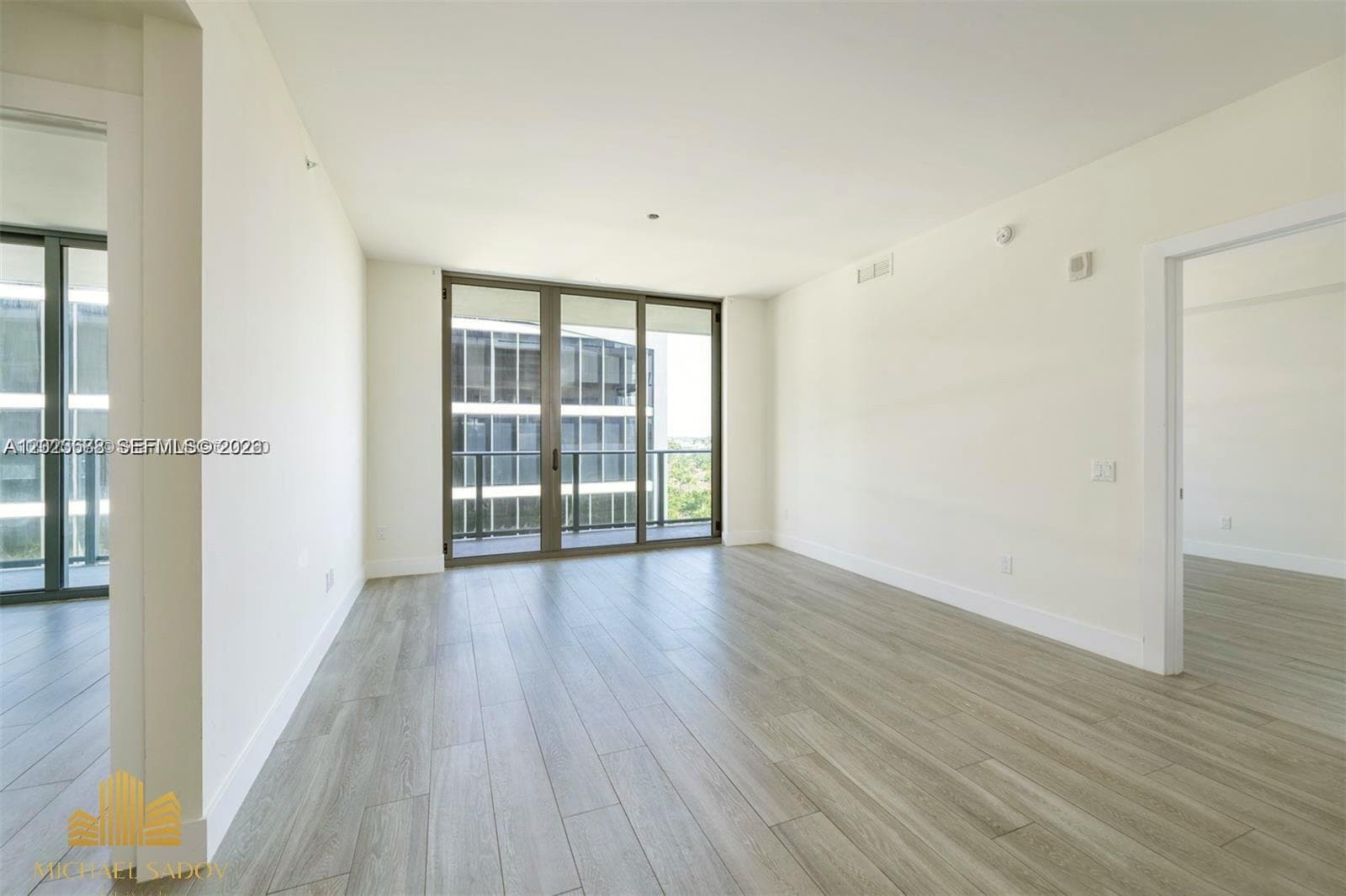 2960 NE 207th St # 909, Aventura, FL 33180 photo 4