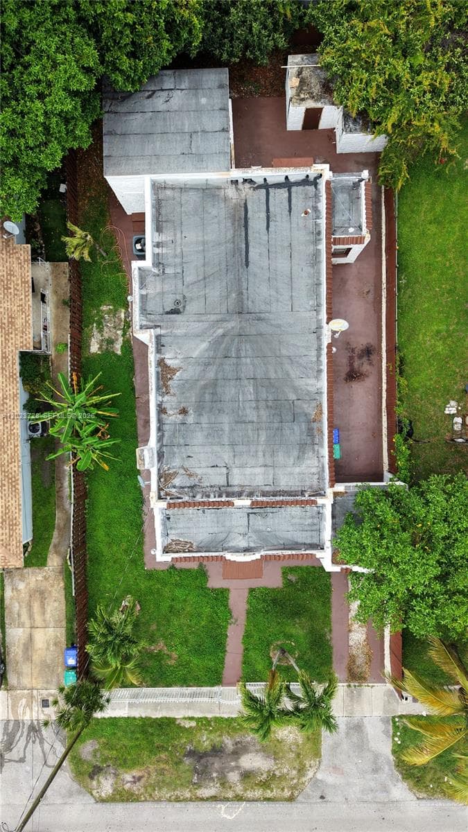 1727 NW 50th St, Miami, FL 33142 photo 4