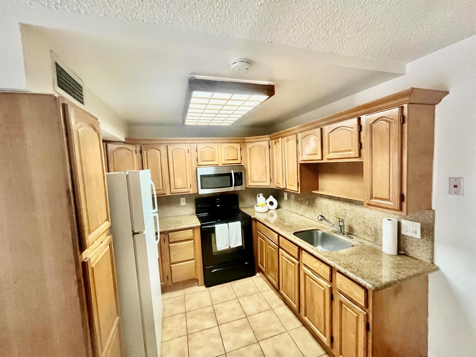 15385 S Dixie Highway # 12, Palmetto Bay, FL 33157 photo 2