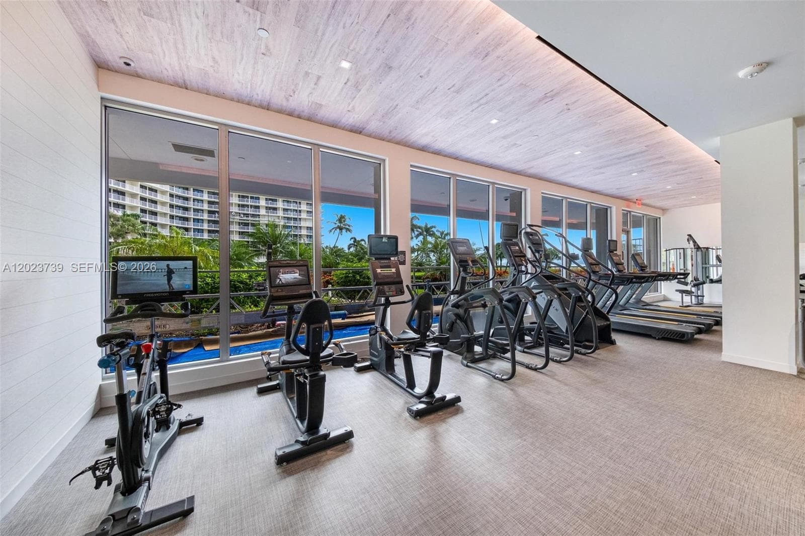 320 seaview court # 2-1207, Other City - In The State Of Florida, FL 34145 photo 5