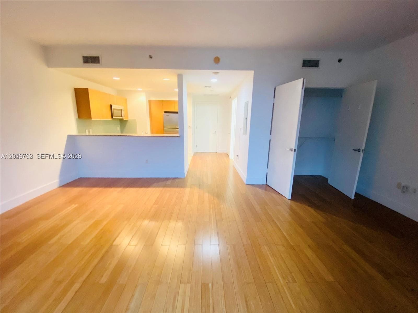 1060 Brickell Ave # 3109, Miami, FL 33131 photo 5