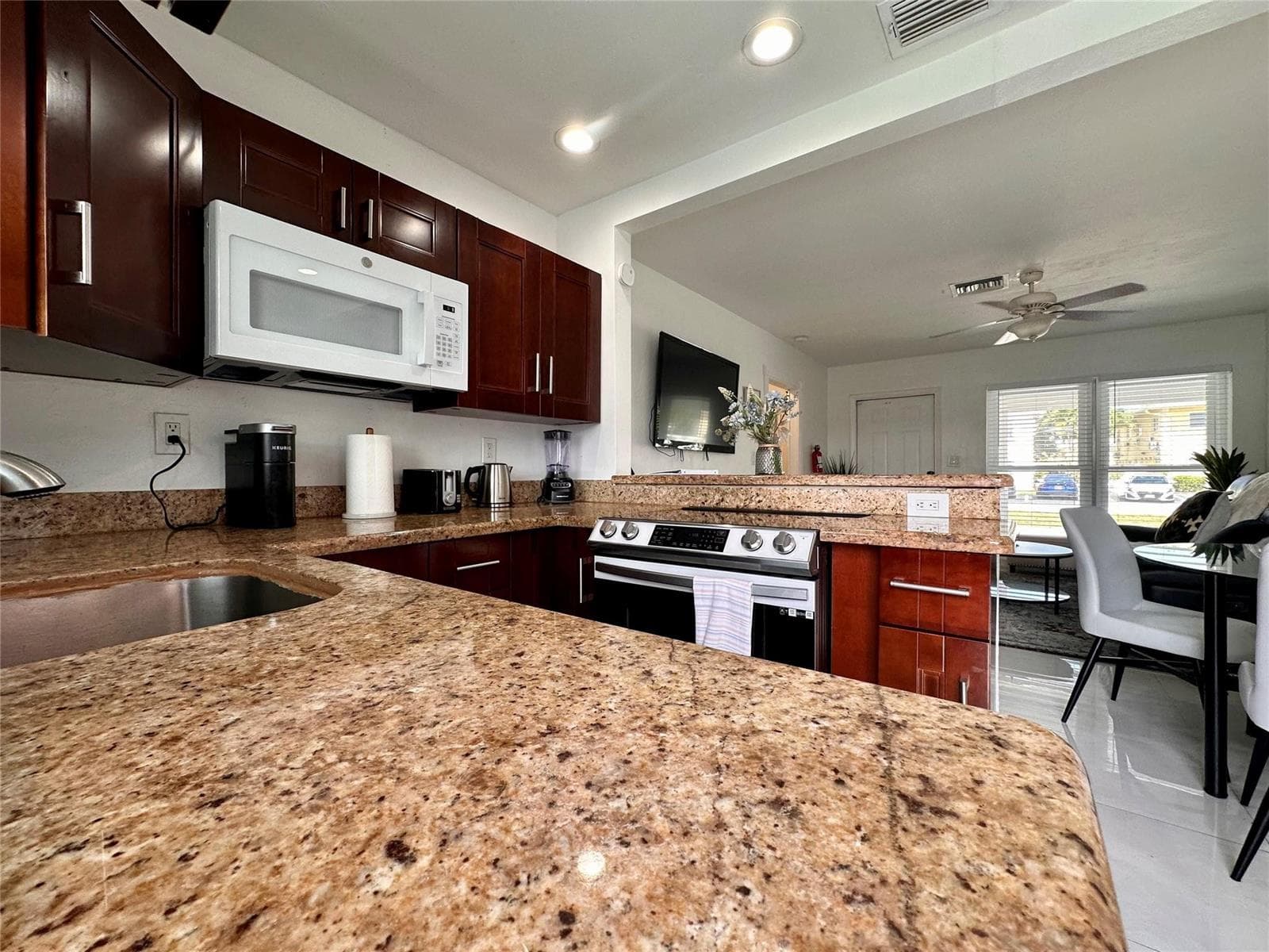 5411 NE 22nd Terrace, Fort Lauderdale, FL 33308 photo 4
