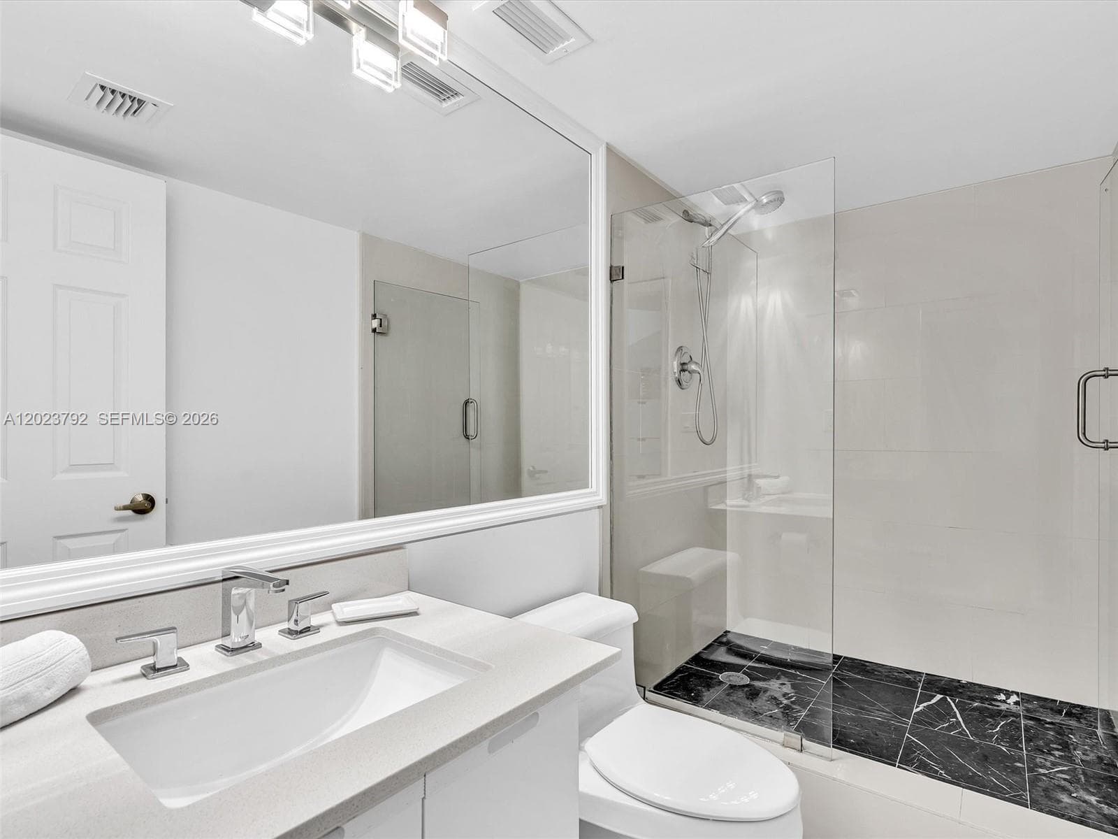 825 Brickell Bay Dr # 2048, Miami, FL 33131 photo 5