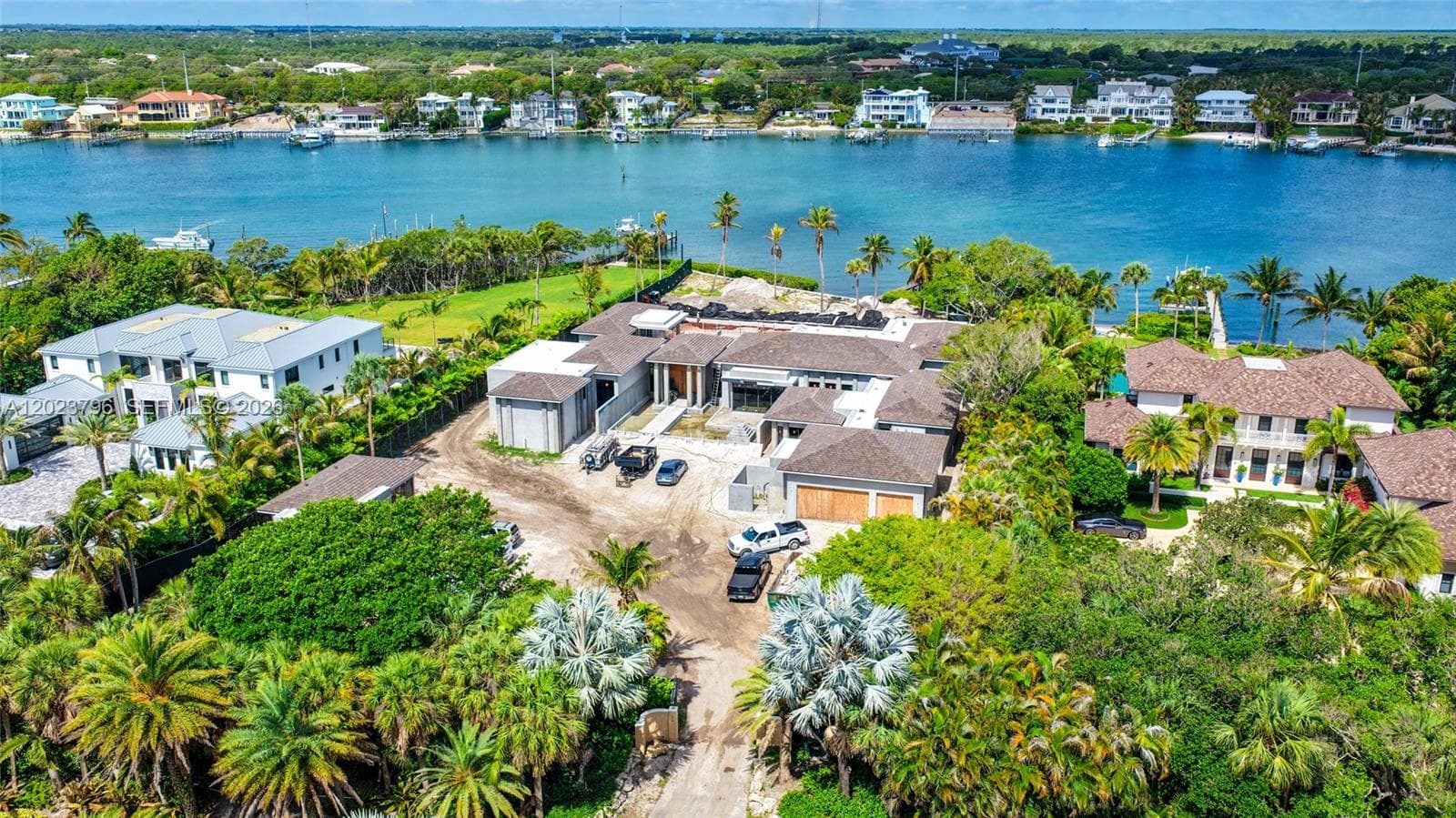 508 S Beach Rd, Jupiter Island, FL 33455 photo 5