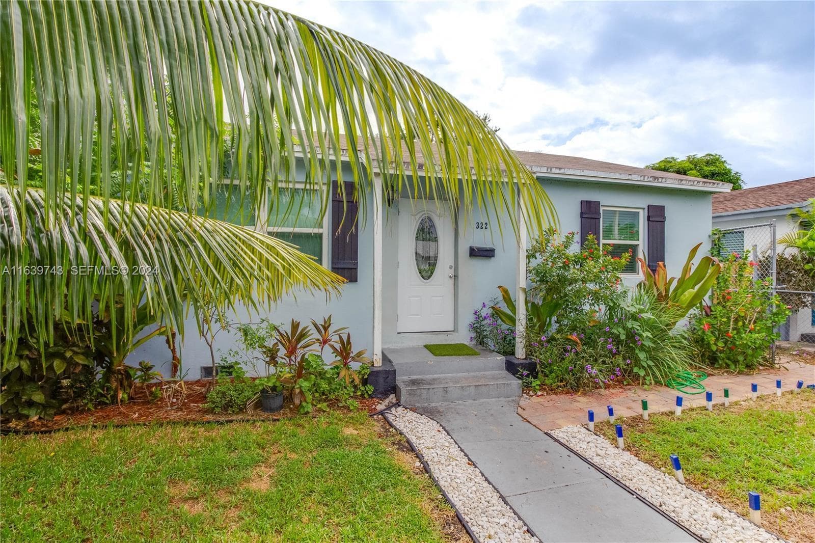 322 N C Street, FL 33460 photo 3