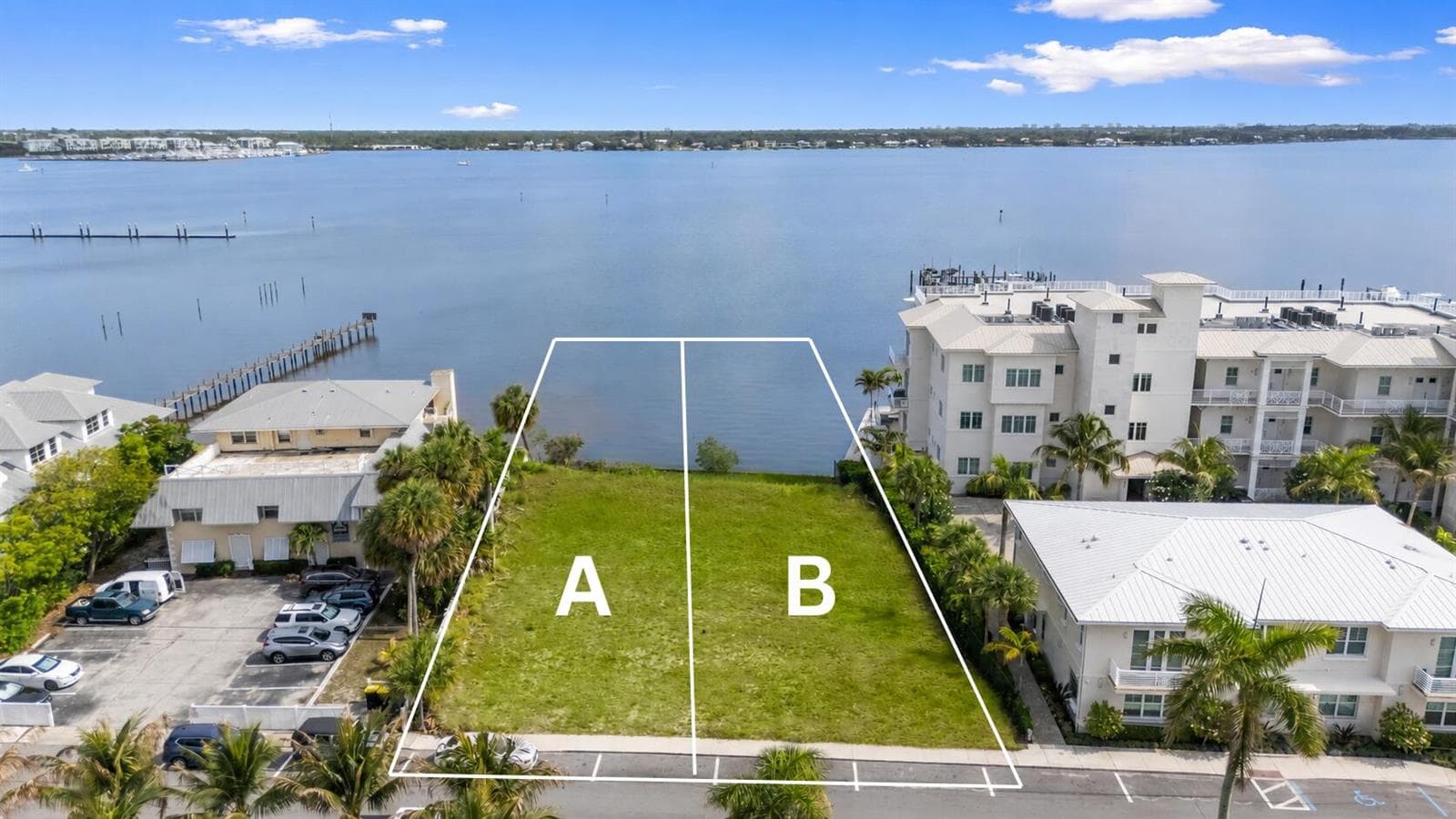 39 SE Seminole Street, Stuart, FL 34994 photo 2