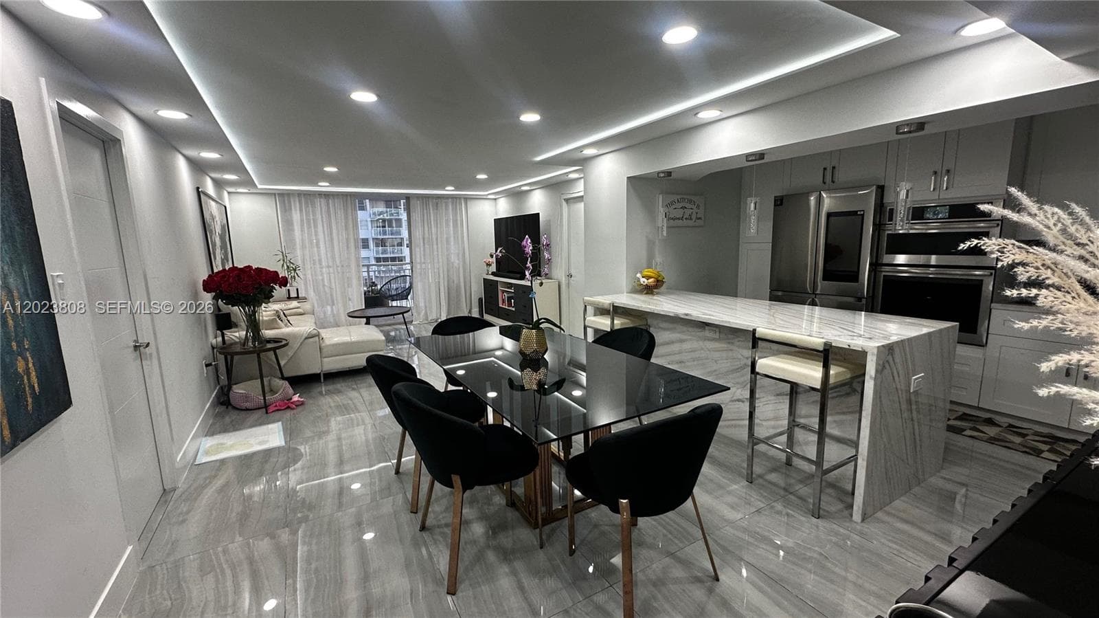 18041 Biscayne Blvd # 702, Aventura, FL 33160 photo 2