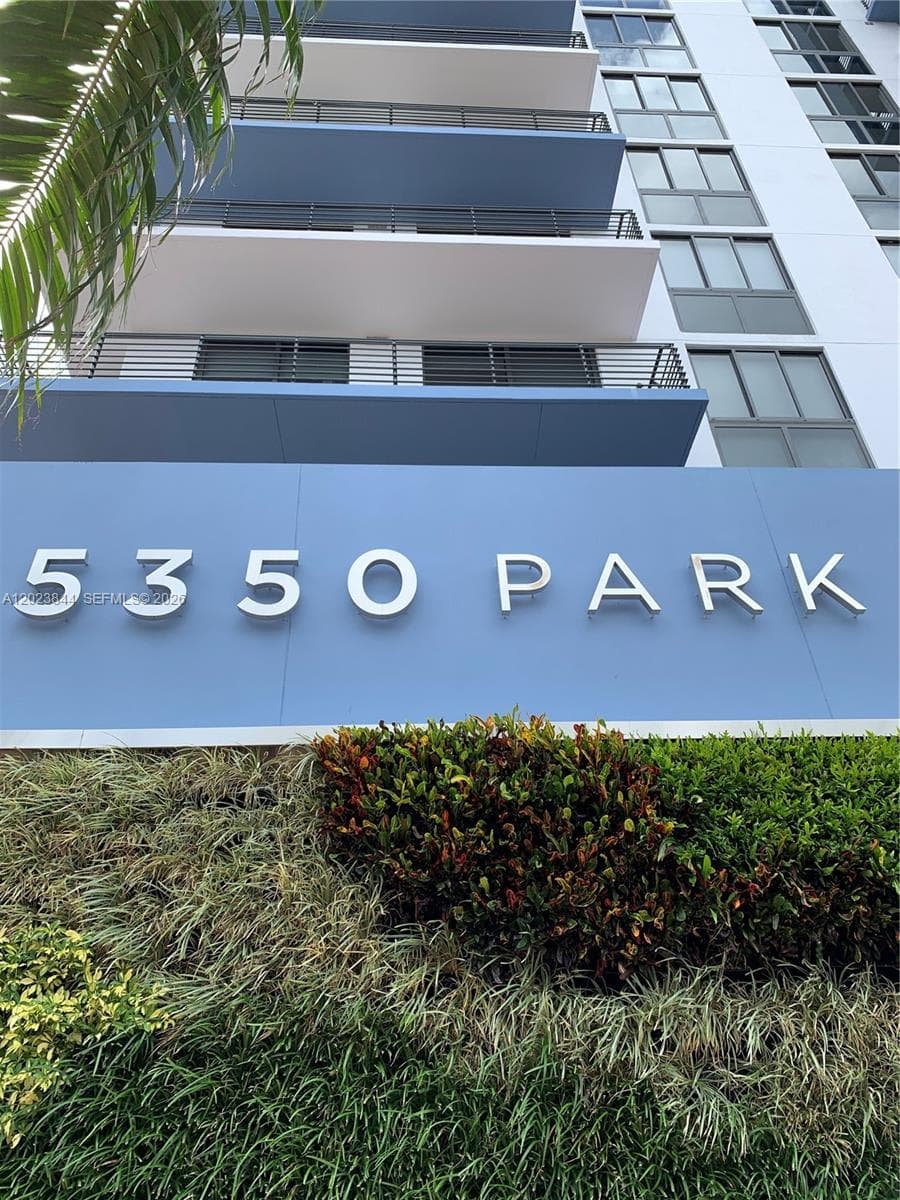 5350 NW 84 Ave # 1601, Doral, FL 33166 photo 2