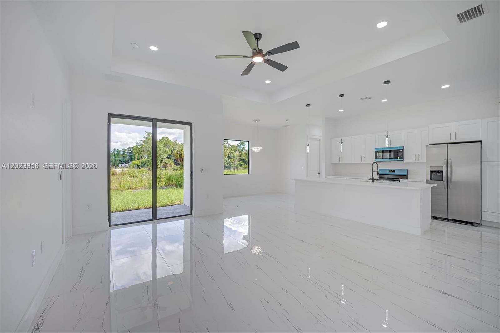 931 BARCELONA ST E, Lehigh Acres, FL 33974 photo 2