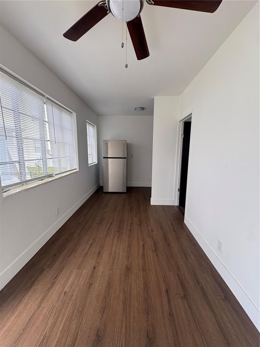 2052 SW 7th St # 4, Miami, FL 33135 photo 4