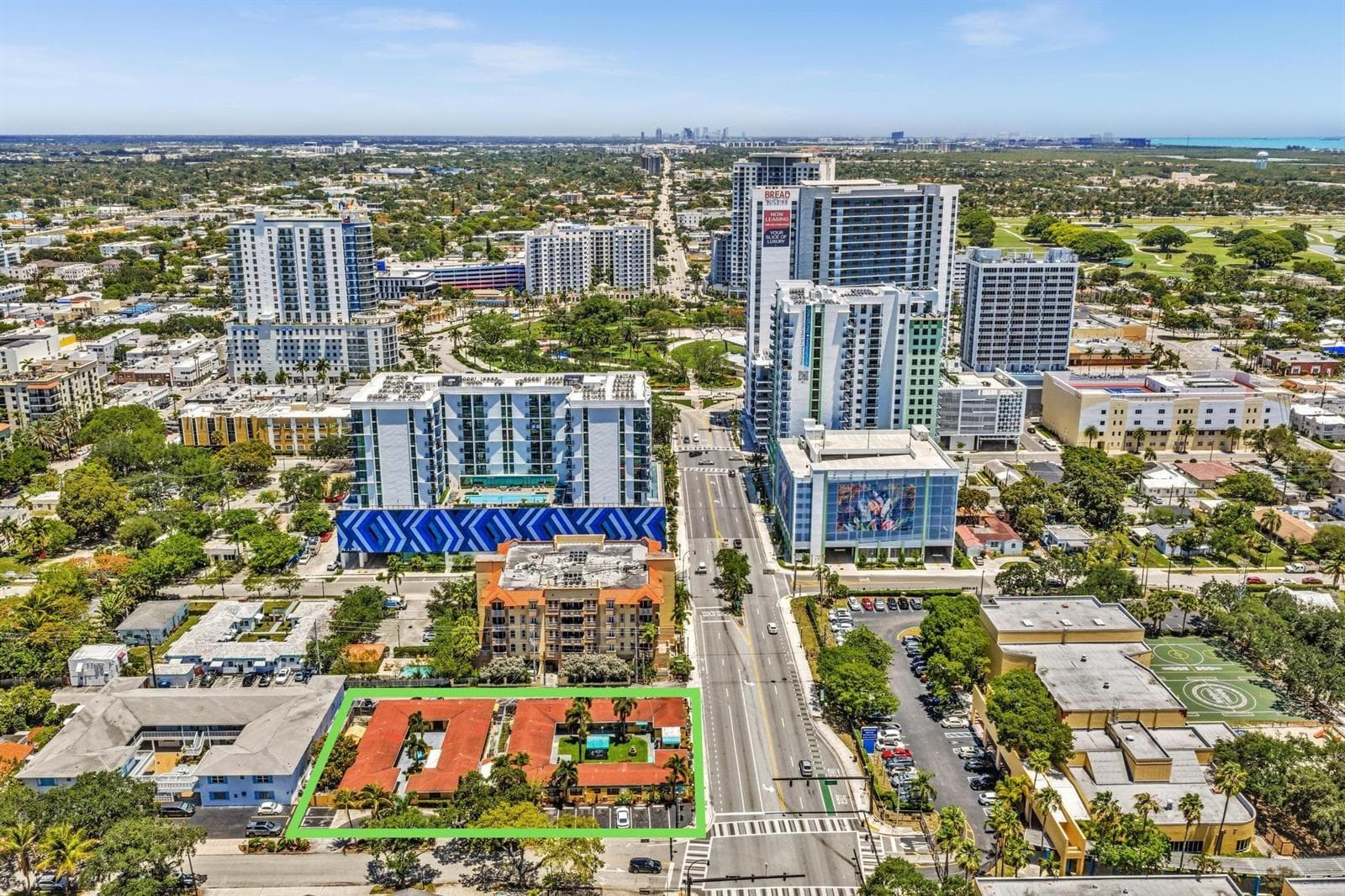 418 S Federal Highway, Hollywood, FL 33020 photo 2