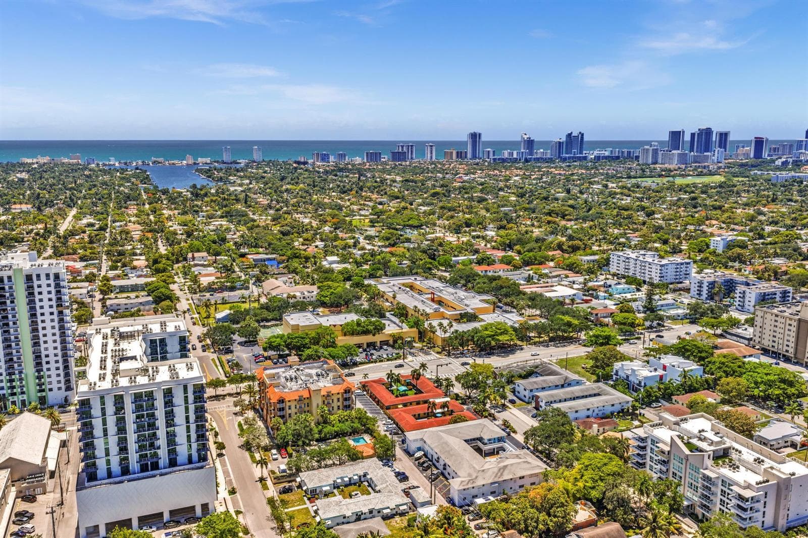 418 S Federal Highway, Hollywood, FL 33020 photo 4