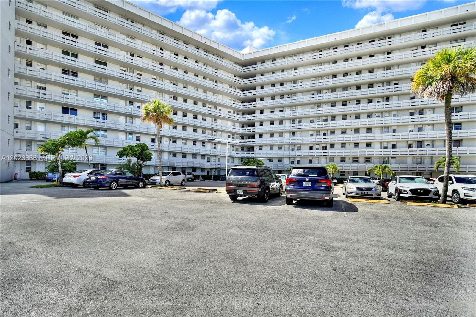 1401 NE Miami Gardens Dr # 889, Miami, FL 33179 photo 3