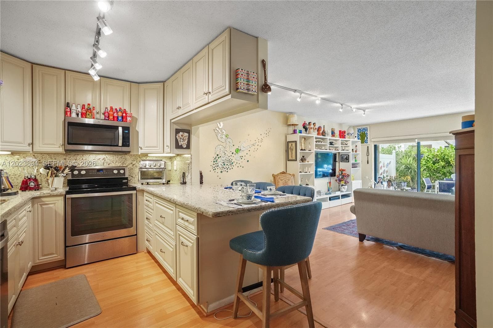 21300 San Simeon Way # N5, Miami, FL 33179 photo 4