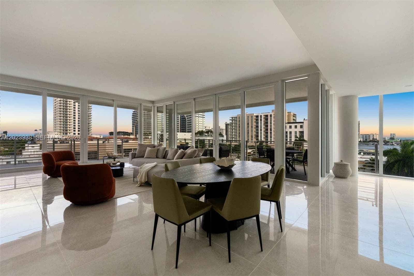 527 Orton Ave # 501, Fort Lauderdale, FL 33304 photo 2