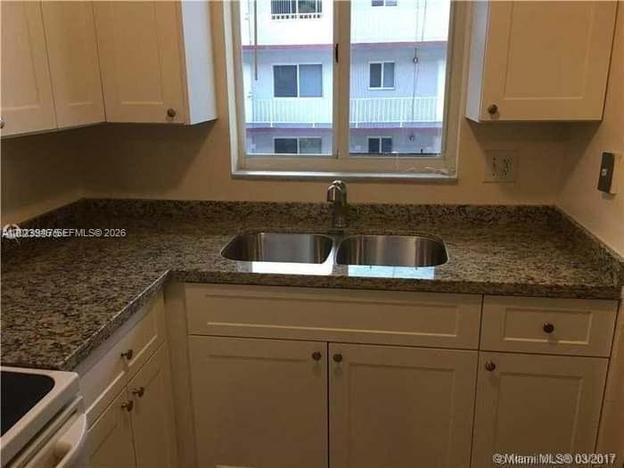 7910 Taft St # 214, Pembroke Pines, FL 33024 photo 2