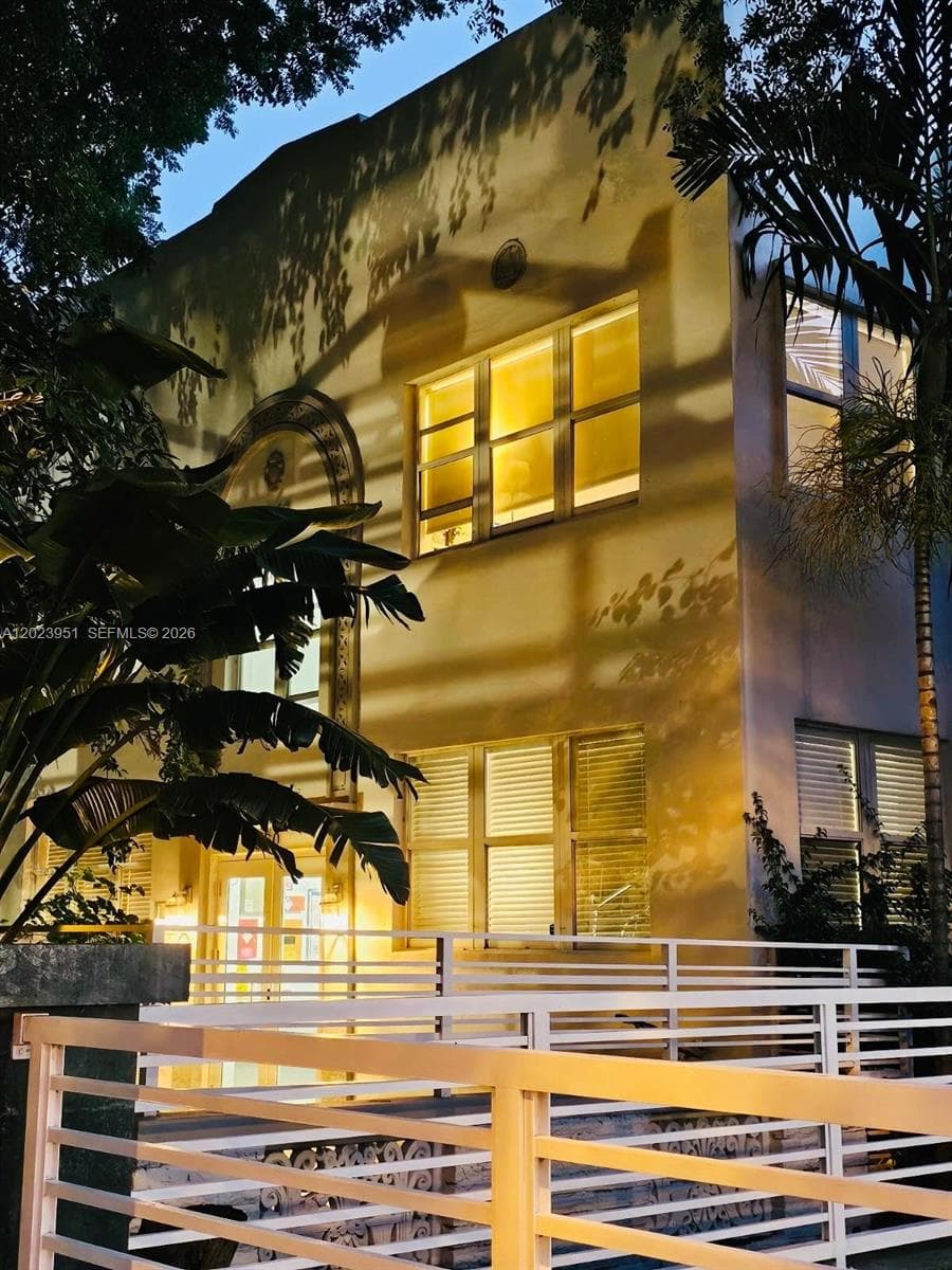 1550 Drexel Ave # 202, Miami Beach, FL 33139 photo 2
