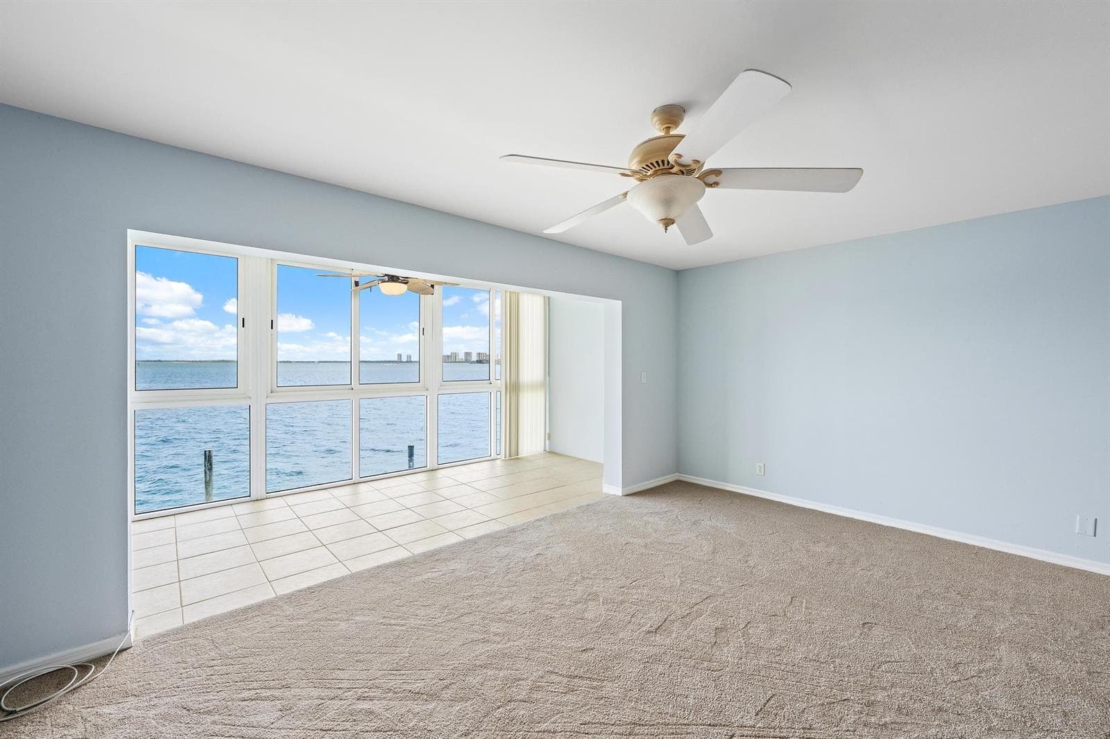 400 Wilma Circle # 206, Riviera Beach, FL 33404 photo 2