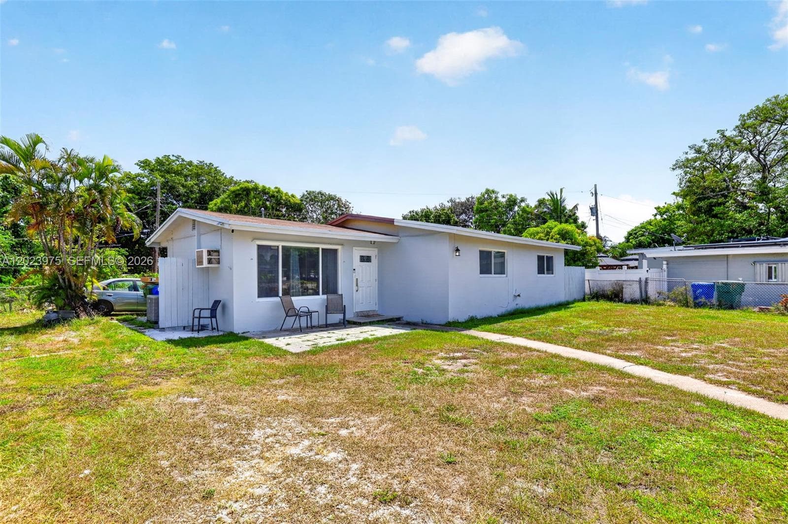 1524 NW 12th Ter, Fort Lauderdale, FL 33311 photo 2
