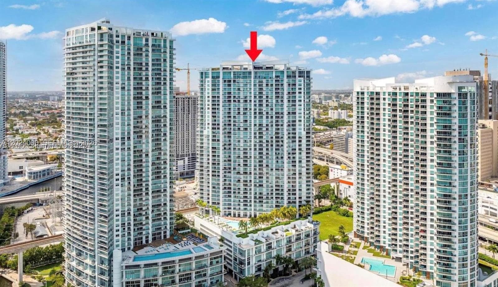 90 SW 3rd St # 1811, Miami, FL 33130 photo 4