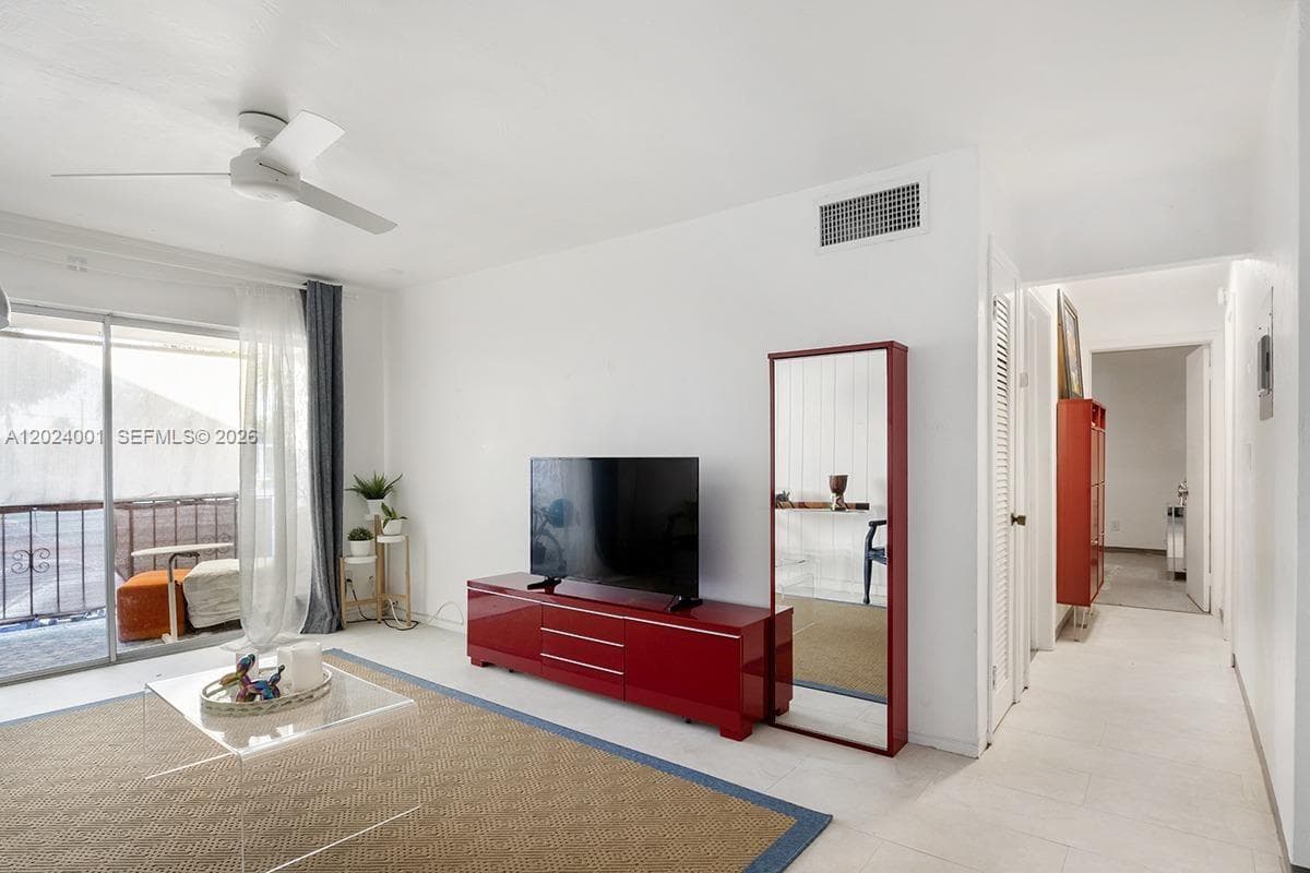 8701 SW 141st St # L5, Palmetto Bay, FL 33176 photo 4