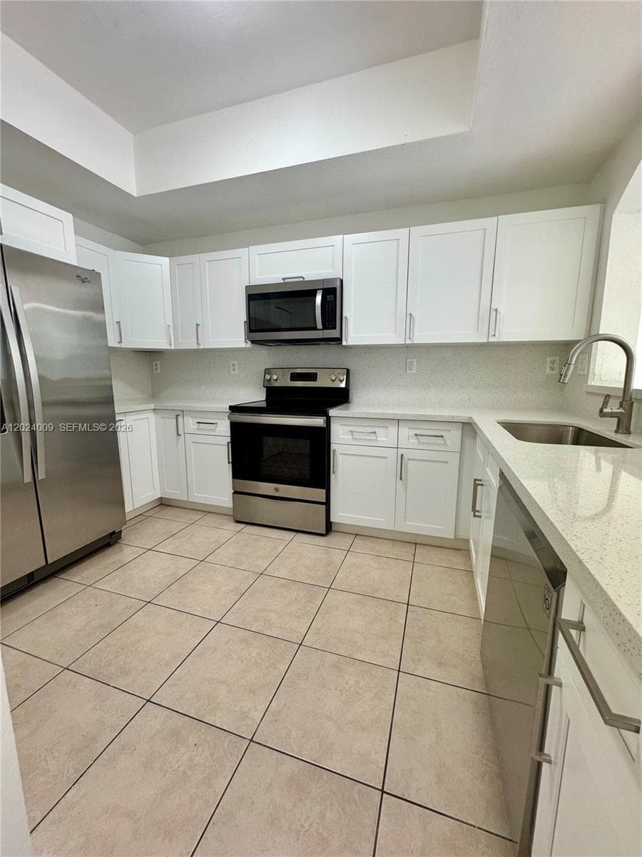 8936 W Flagler St # 201, Miami, FL 33174 photo 2