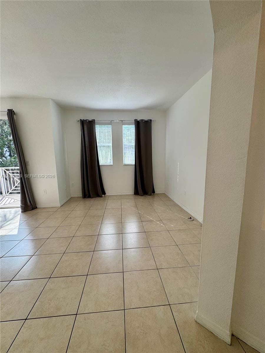 8936 W Flagler St # 201, Miami, FL 33174 photo 4