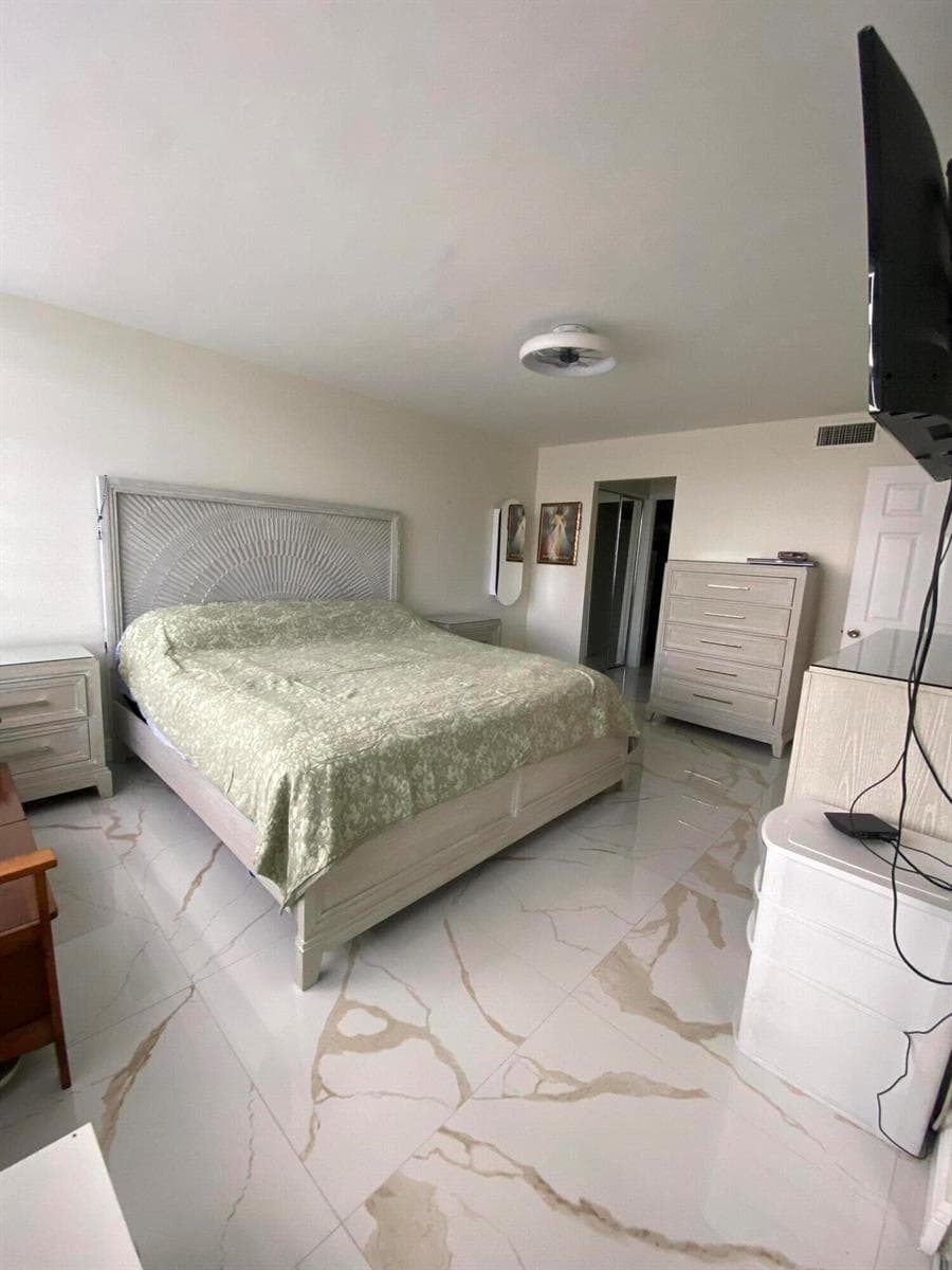 7001 Environ Boulevard # 403, Lauderhill, FL 33319 photo 3