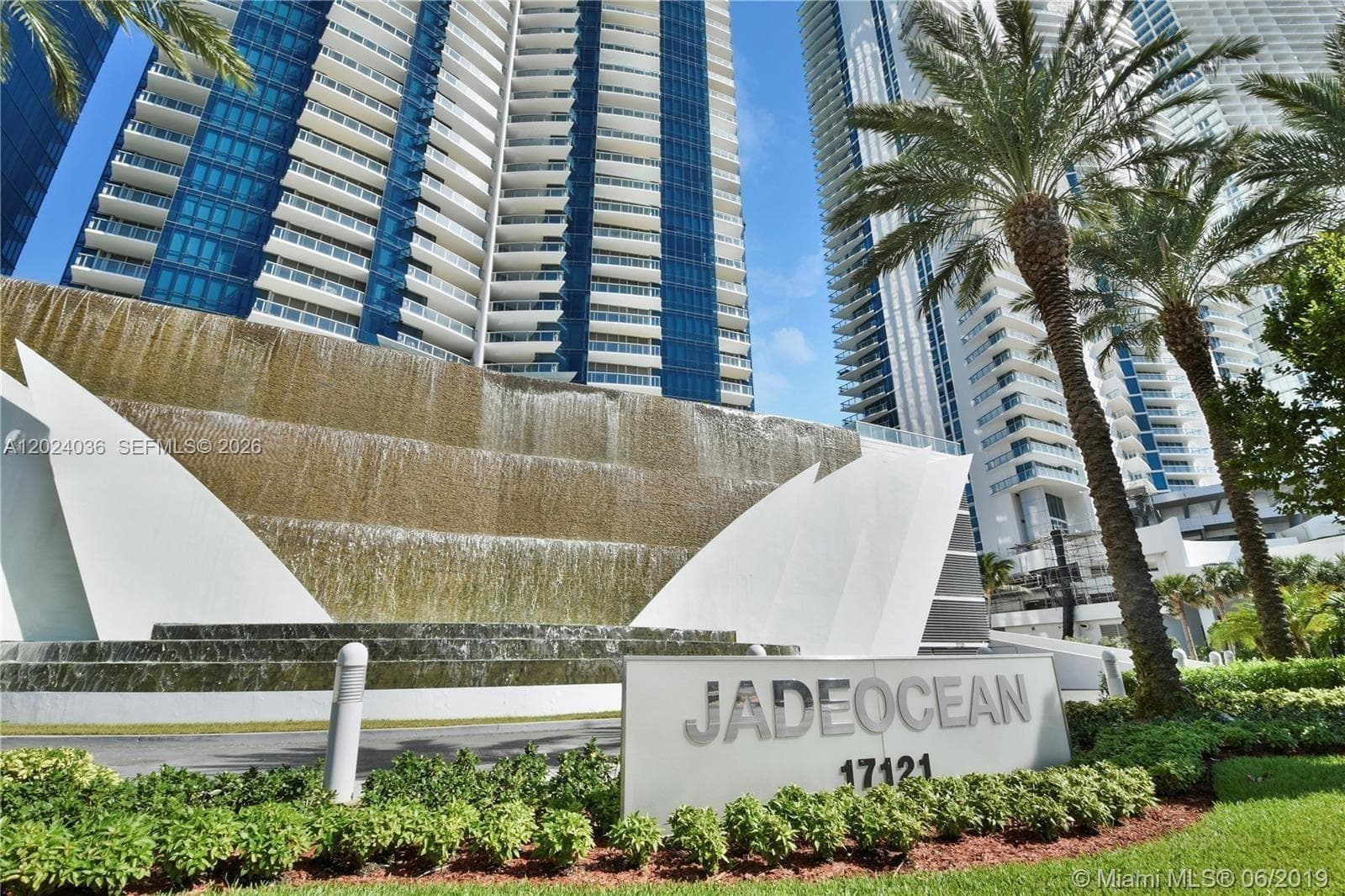 17121 Collins Ave # 1503, Sunny Isles Beach, FL 33160 photo 2