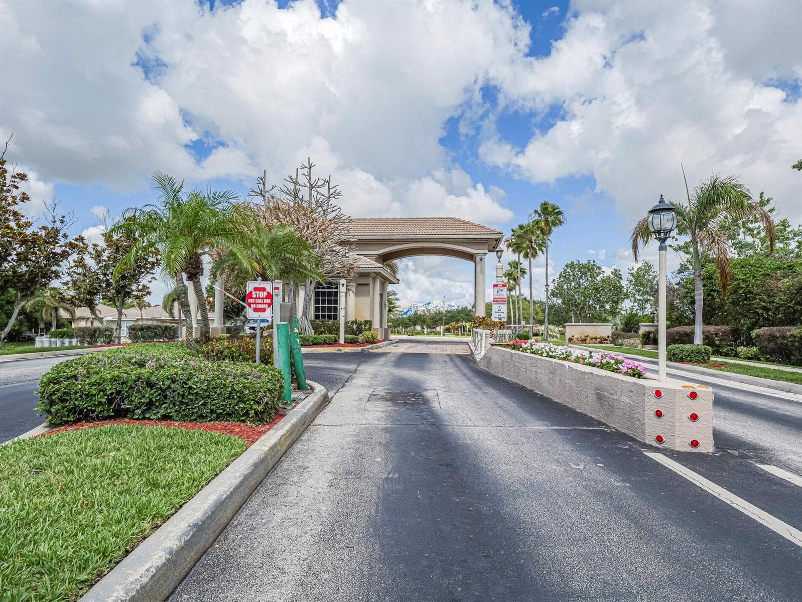 391 NW Sheffield Circle, Port St. Lucie, FL 34983 photo 3