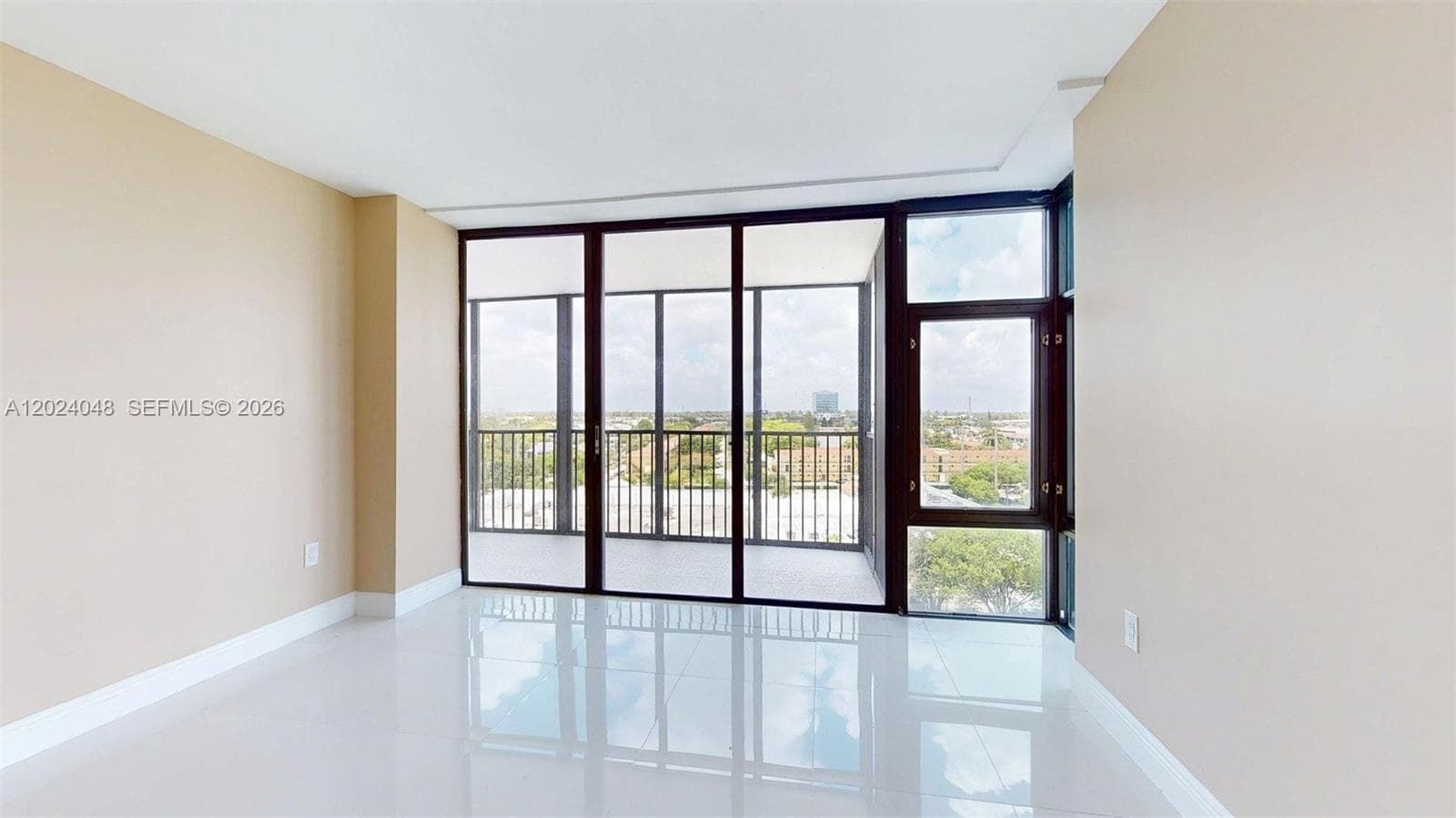 20100 W Country Club Dr # 801, Aventura, FL 33180 photo 4