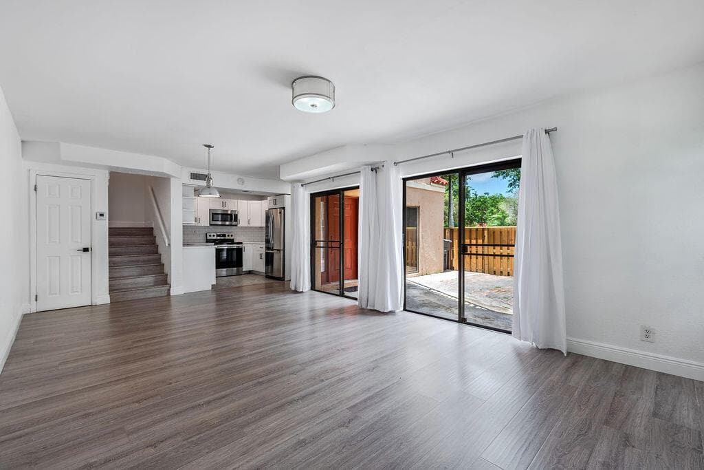 8050 Severn Drive # C, Boca Raton, FL 33433 photo 3