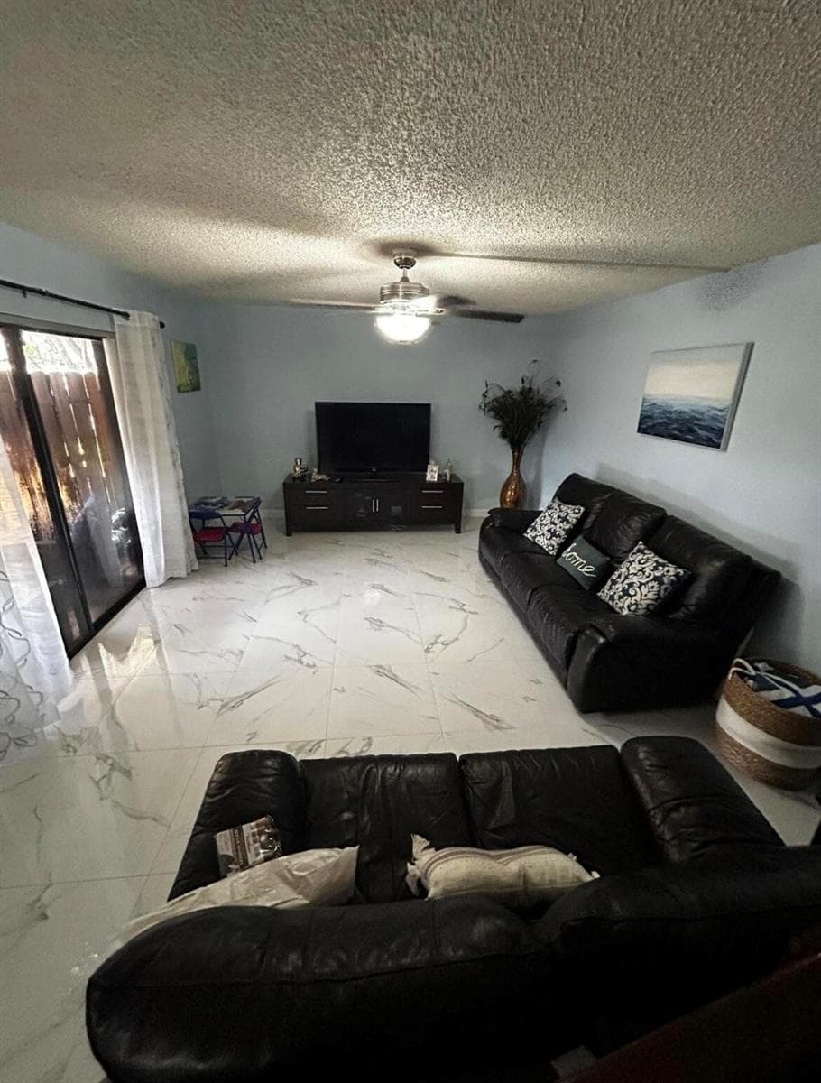 341 Lake Arbor Drive, Palm Springs, FL 33461 photo 5
