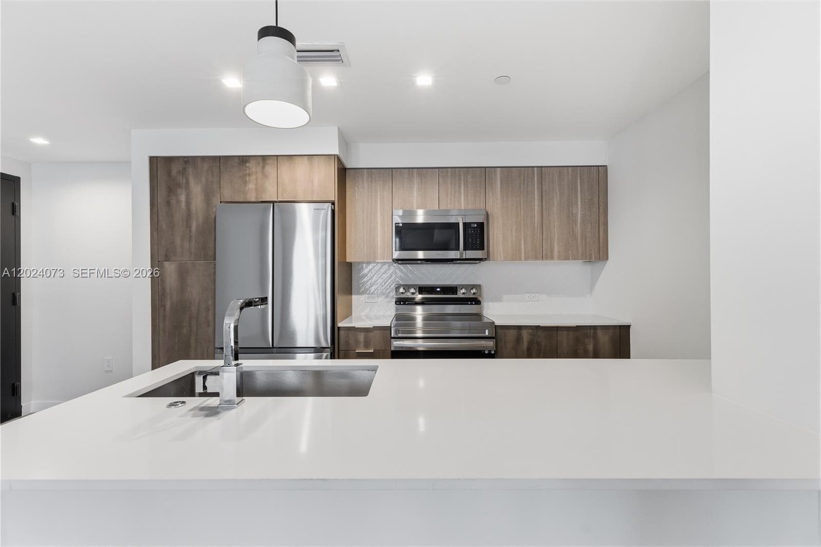 697 N Miami Ave # 1810, Miami, FL 33136 photo 4