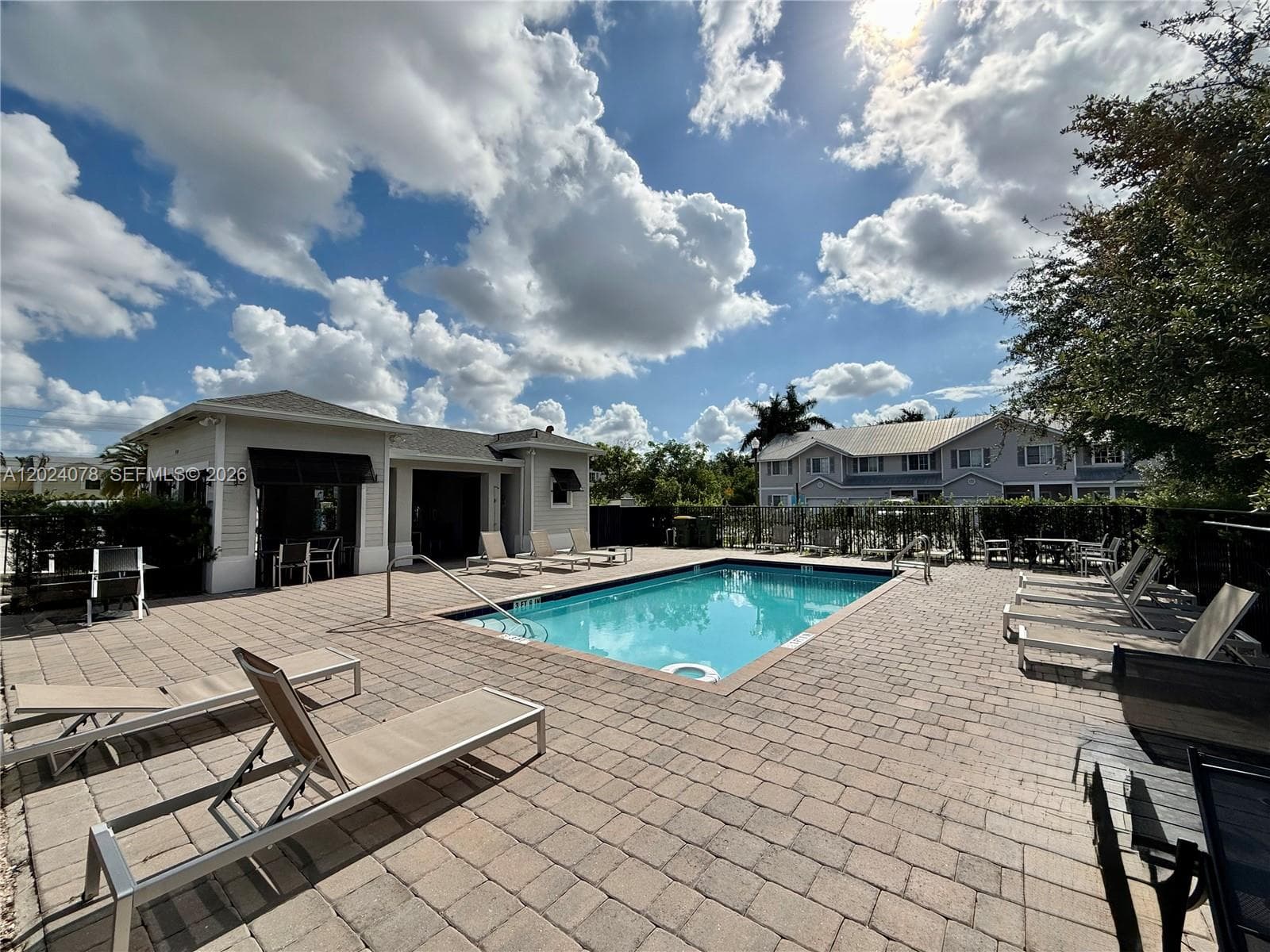 906 SE 17th St # 0, Homestead, FL 33034 photo 5