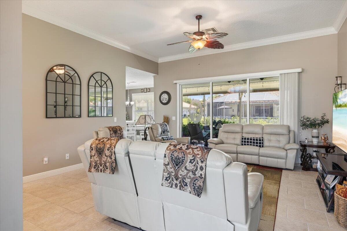 5828 Pine Ridge Circle, Vero Beach, FL 32967 photo 4