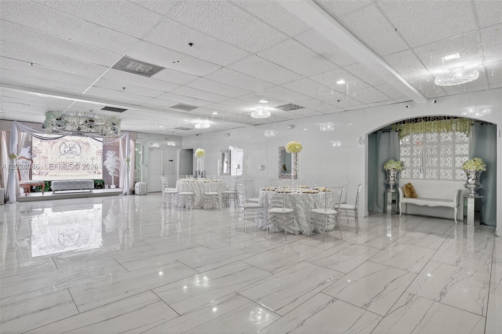 Established Banquet Hall in Cutler Bay, Cutler Bay, FL 33157 photo 4