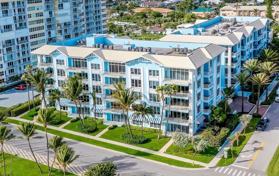 701 SE 21st Avenue # 304, Deerfield Beach, FL 33441 photo 2