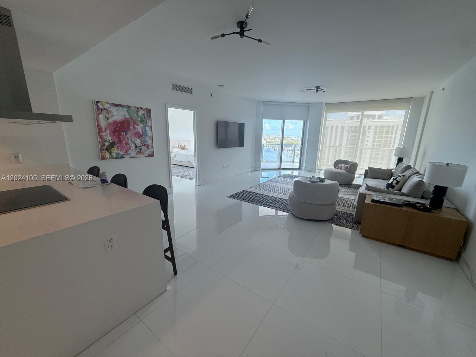 17301 Biscayne Blvd # 2305, North Miami Beach, FL 33160 photo 5