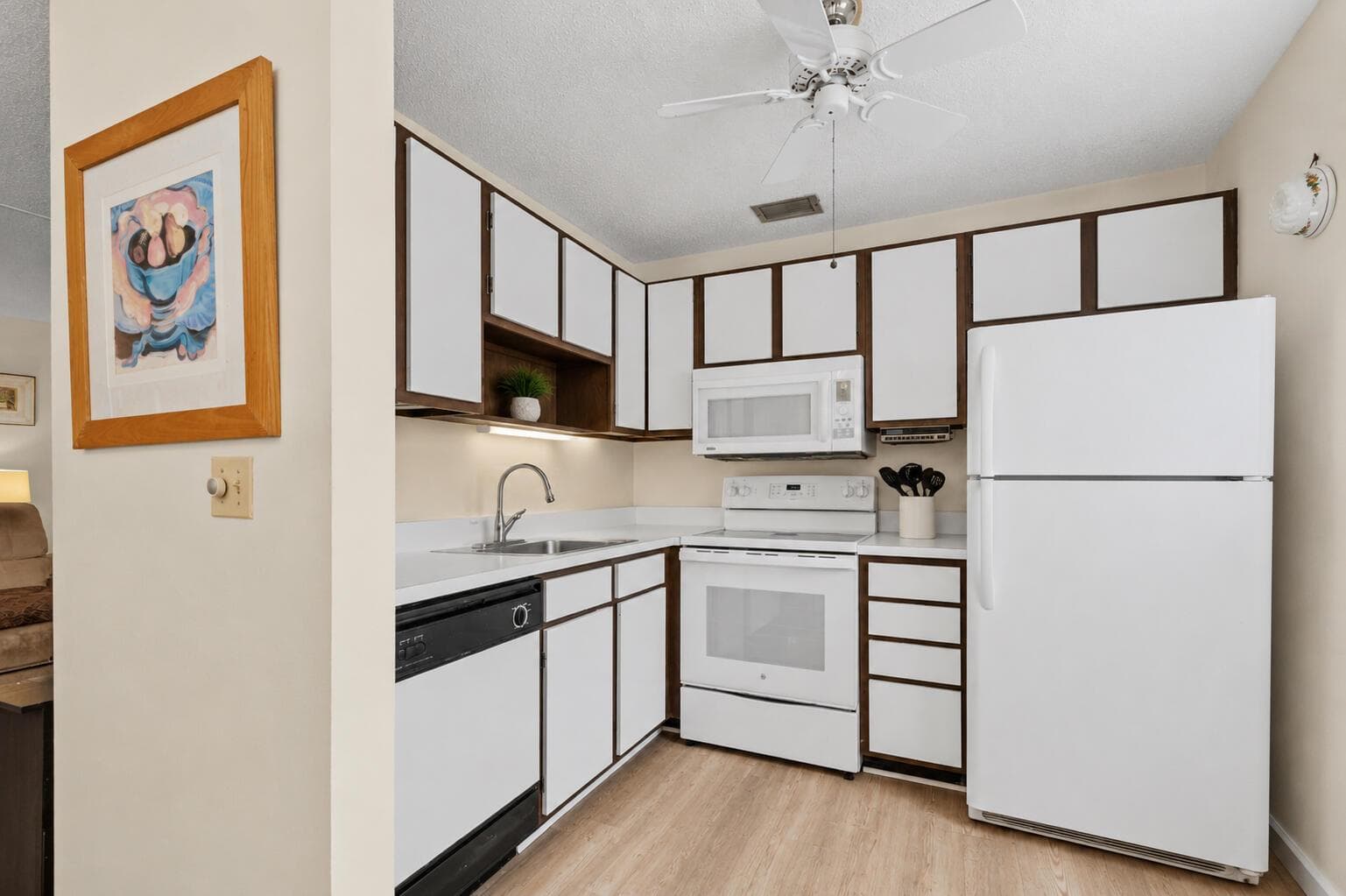 61 Woodland Drive # 106, Vero Beach, FL 32962 photo 4