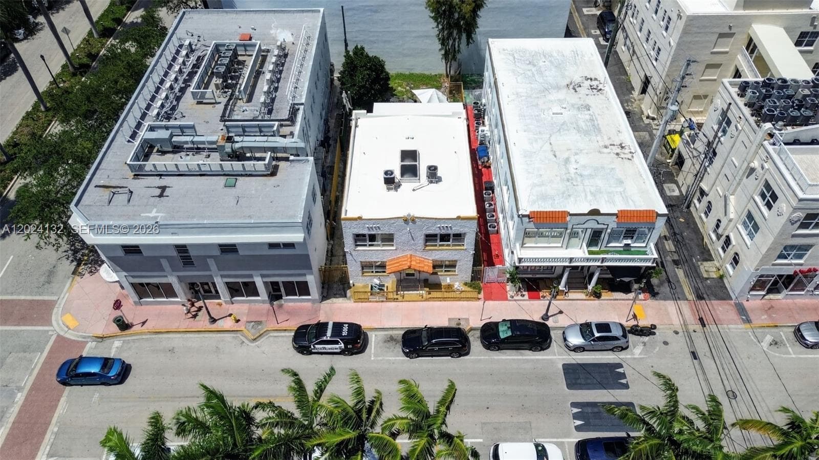 233 1st St, Miami Beach, FL 33139 photo 2