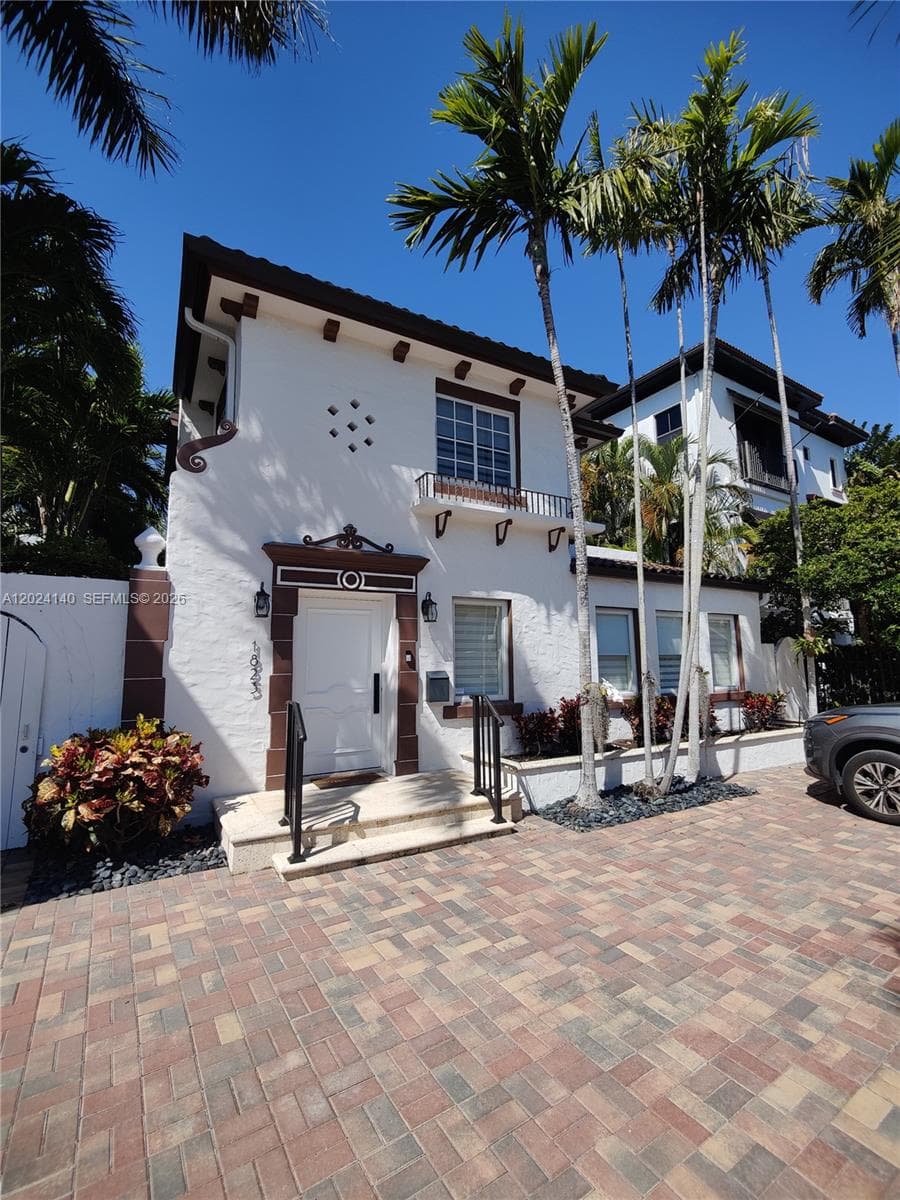1823 S Bayshore Ln # 0, Miami, FL 33133 photo 5