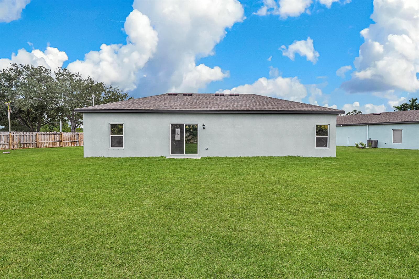 9375 103rd Avenue, Vero Beach, FL 32967 photo 3