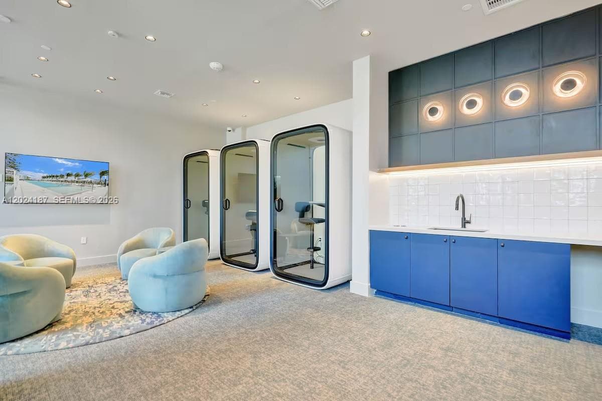 580 72 ST # 1804, Miami Beach, 34553 photo 4