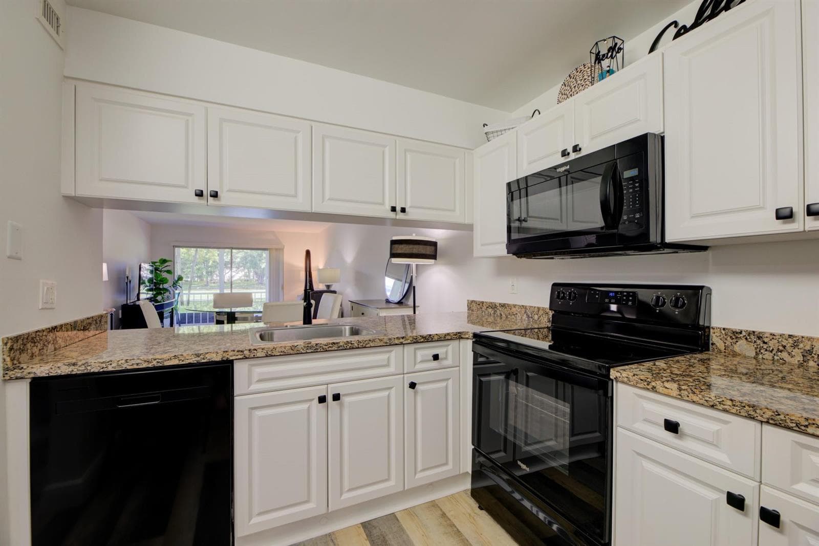 4502 Martinique Way # E1, Coconut Creek, FL 33066 photo 4