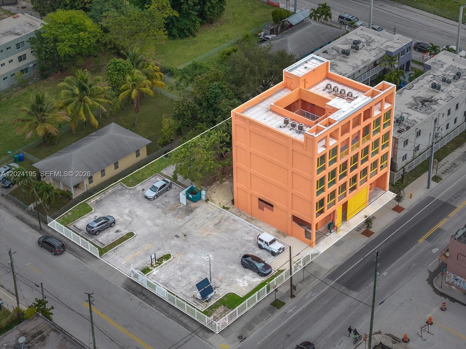 123 NW 14th St # 201, Miami, FL 33136 photo 2